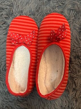 WW well worn slippers fur lined Red Striped Bow Slip-On Shoes